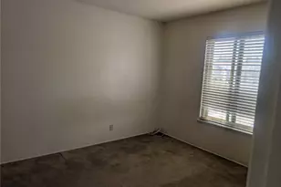 13887 Oakmont Dr, Victorville, CA 92395 - Photo 8