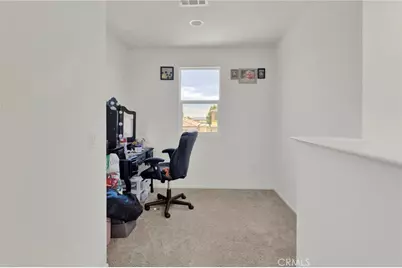 13097 Lancaster, Hesperia, CA 92344 - Photo 30