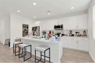 13097 Lancaster, Hesperia, CA 92344 - Photo 10
