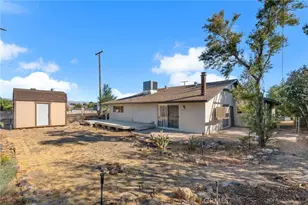 16980 Molino Dr, Victorville, CA 92395 - Photo 40