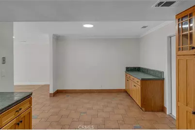 16980 Molino Drive, Victorville, CA 92395 - Photo 36