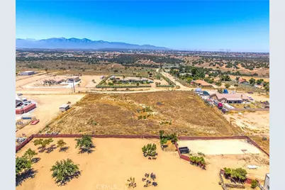 6589 Fremontia Road, Oak Hills, CA 92344 - Photo 6