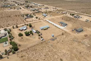 7625 Saratoga, Phelan, CA 92371 - Photo 4