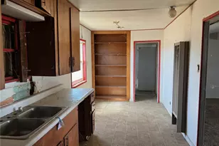 27154 Anderson St, Boron, CA 93516 - Photo 4