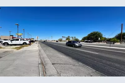 15065 Palmdale Road, Victorville, CA 92392 - Photo 44