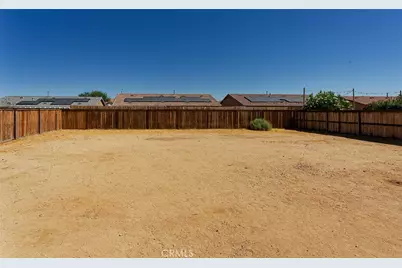 16562 Jasmine Street, Victorville, CA 92395 - Photo 18