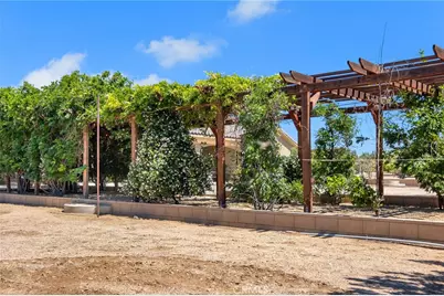 7026 Cataba Road, Oak Hills, CA 92344 - Photo 56
