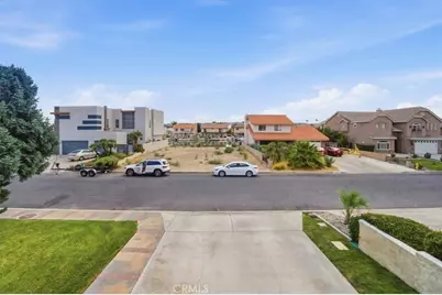 18180 Lakeview, Victorville, CA 92395 - Photo 52