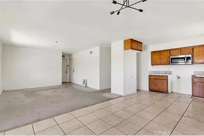 15105 Condor, Victorville, CA 92394 - Photo 10