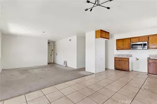 15105 Condor, Victorville, CA 92394 - Photo 10