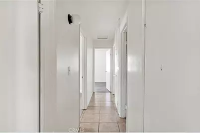 15105 Condor, Victorville, CA 92394 - Photo 14