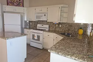 13385 Monterey, Victorville, CA 92392 - Photo 10