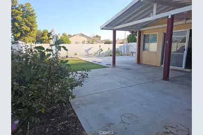 13385 Monterey, Victorville, CA 92392 - Photo 20