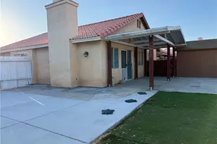 13385 Monterey, Victorville, CA 92392 - Photo 4
