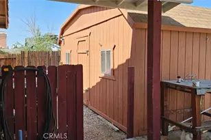 13385 Monterey, Victorville, CA 92392 - Photo 16
