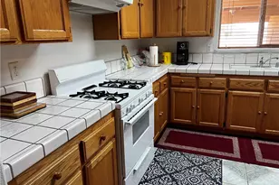 16790 Sycamore, Hesperia, CA 92345 - Photo 4