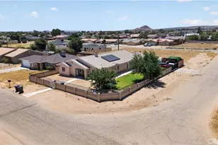 9116 Fuchsia, California City, CA 93505 - Photo 2