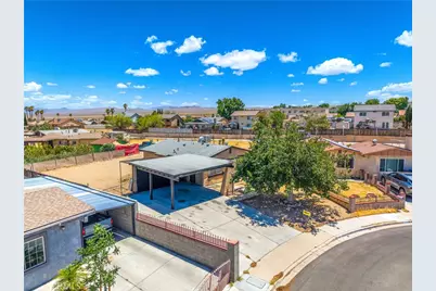 2037 Sequoia, Barstow, CA 92311 - Photo 2