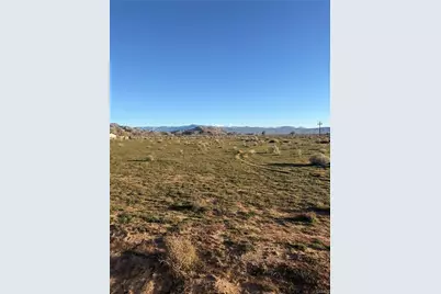 2 Zuni, Apple Valley, CA 92307 - Photo 2