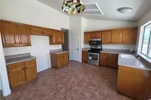 12549 Gentle Breeze, Victorville, CA 92392 - Photo 18