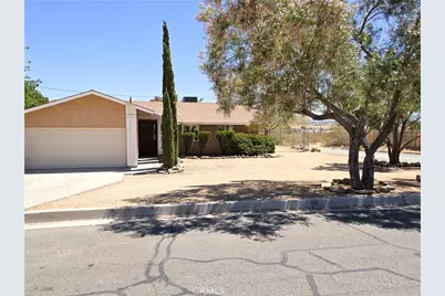 23911 Tahquitz, Apple Valley, CA 92307 - Photo 1