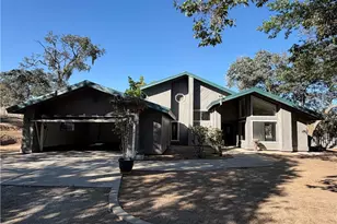 29642 Hart Oaks Dr, Keene, CA 93531 - Photo 1