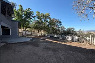 29642 Hart Oaks Dr, Keene, CA 93531 - Photo 4