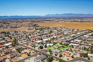 12776 Skyline Ranch, Apple Valley, CA 92308 - Photo 14
