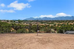 6910 Oak Vista Ln, Oak Hills, CA 92344 - Photo 40