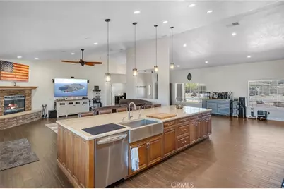 6910 Oak Vista Lane, Oak Hills, CA 92344 - Photo 8