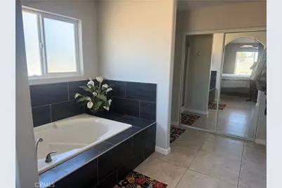 9040 10th Avenue, Hesperia, CA 92345 - Photo 6