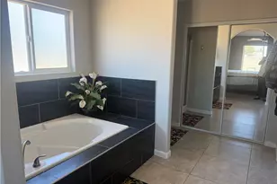 9040 10th Ave, Hesperia, CA 92345 - Photo 6