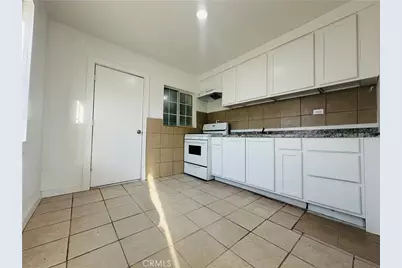 35007 Cedar, Barstow, CA 92311 - Photo 10