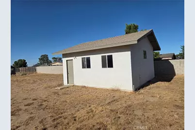 10387 Portland, Hesperia, CA 92345 - Photo 46