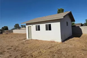 10387 Portland, Hesperia, CA 92345 - Photo 46