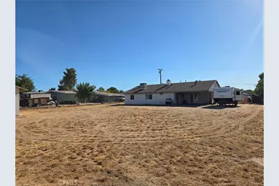 10387 Portland, Hesperia, CA 92345 - Photo 50