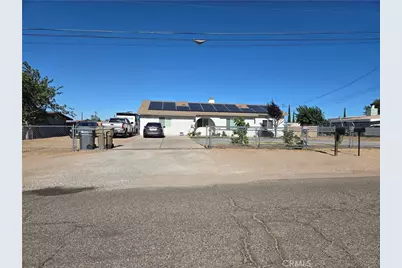 10387 Portland, Hesperia, CA 92345 - Photo 4