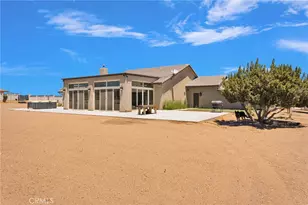 9879 Silver Palm Dr, Oak Hills, CA 92344 - Photo 48