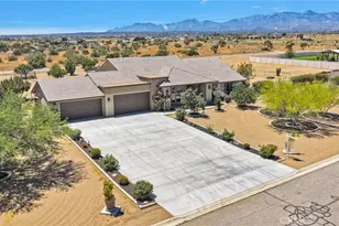 9879 Silver Palm Dr, Oak Hills, CA 92344 - Photo 2
