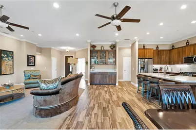 9879 Silver Palm Drive, Oak Hills, CA 92344 - Photo 16