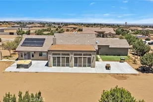 9879 Silver Palm Dr, Oak Hills, CA 92344 - Photo 62