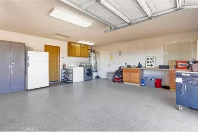 21930 Mohican Avenue, Apple Valley, CA 92307 - Photo 34