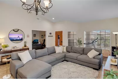 12463 Antelope Drive, Victorville, CA 92392 - Photo 6