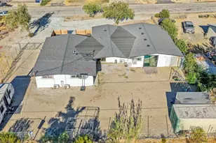 9996 Estrada, Lucerne Valley, CA 92356 - Photo 54