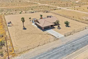 10521 3rd Ave, Hesperia, CA 92345 - Photo 48