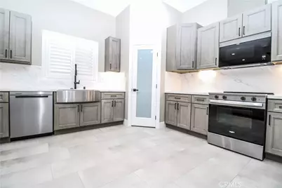 19299 Roanoke Road, Apple Valley, CA 92307 - Photo 10