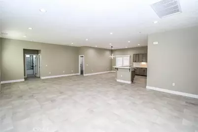 19299 Roanoke Road, Apple Valley, CA 92307 - Photo 4