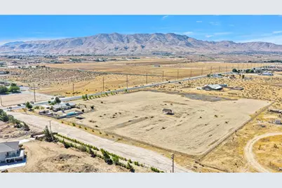 10080 Deep Creek Road, Apple Valley, CA 92308 - Photo 52