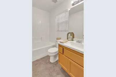 13653 Cobalt Road, Victorville, CA 92392 - Photo 36