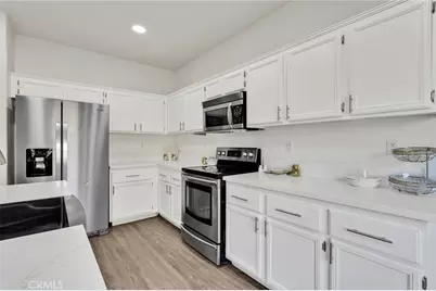 13653 Cobalt Road, Victorville, CA 92392 - Photo 8